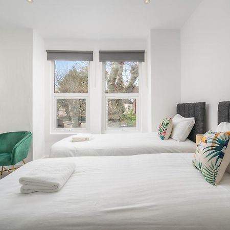 London Selwyn Road Studios Bagian luar foto