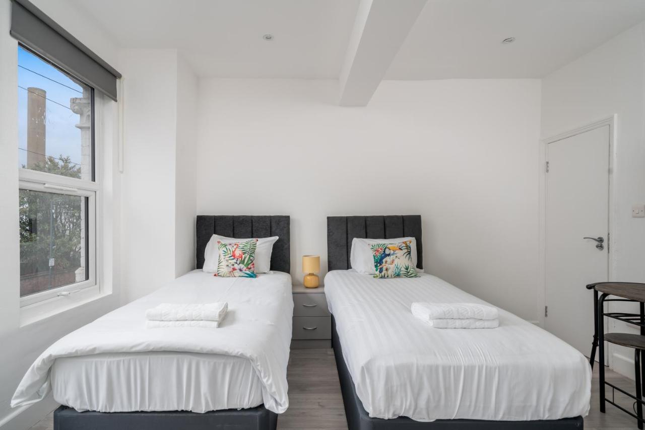 London Selwyn Road Studios Bagian luar foto